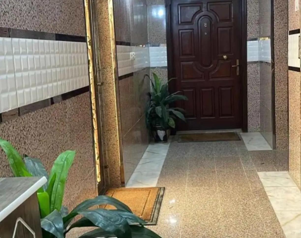 عمارة للبيع  في  جدة حي السنابل