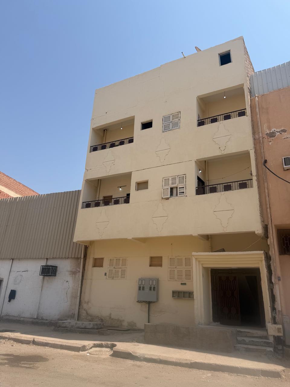 عمارة للإيجار في المدينة المنورة حي بنى معاوية