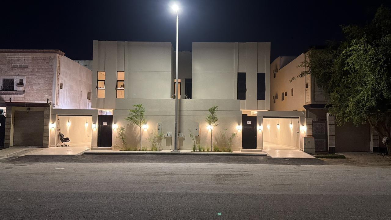 فيلا للبيع في الدمام حي ضاحية الملك فهد